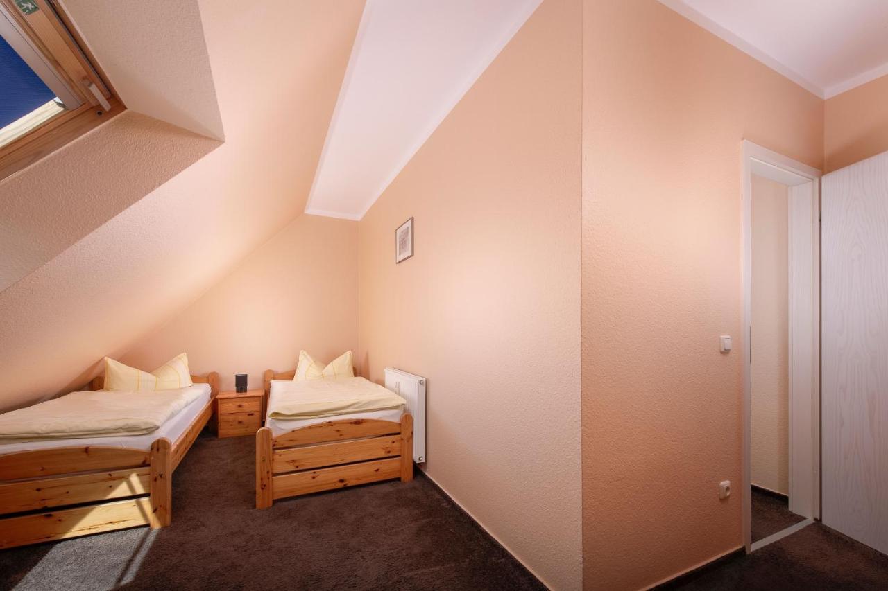 Ferienzentrum Yachthafen レヒリン エクステリア 写真